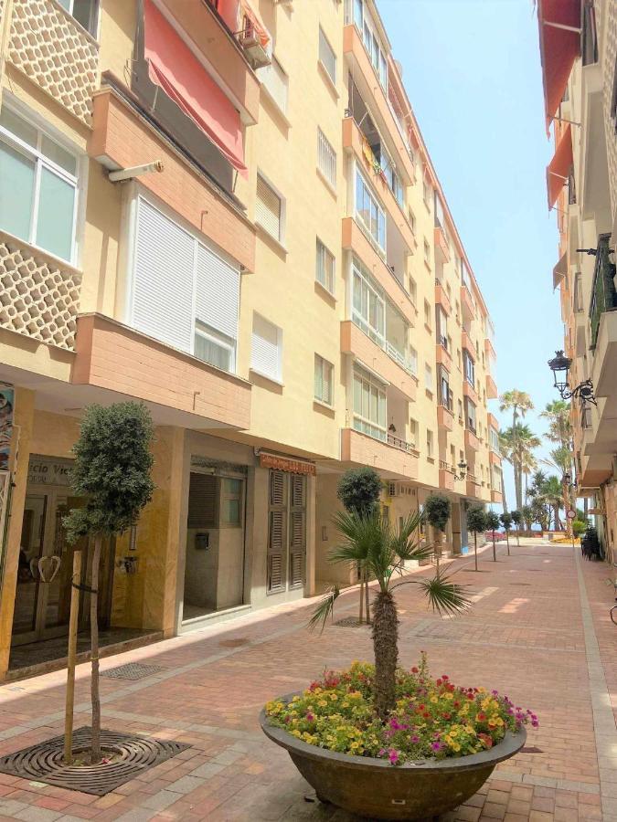 Victoria Home & Parking Estepona Extérieur photo