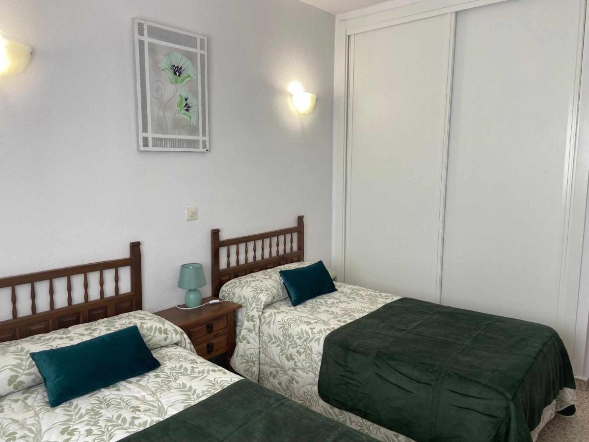 Victoria Home & Parking Estepona Extérieur photo