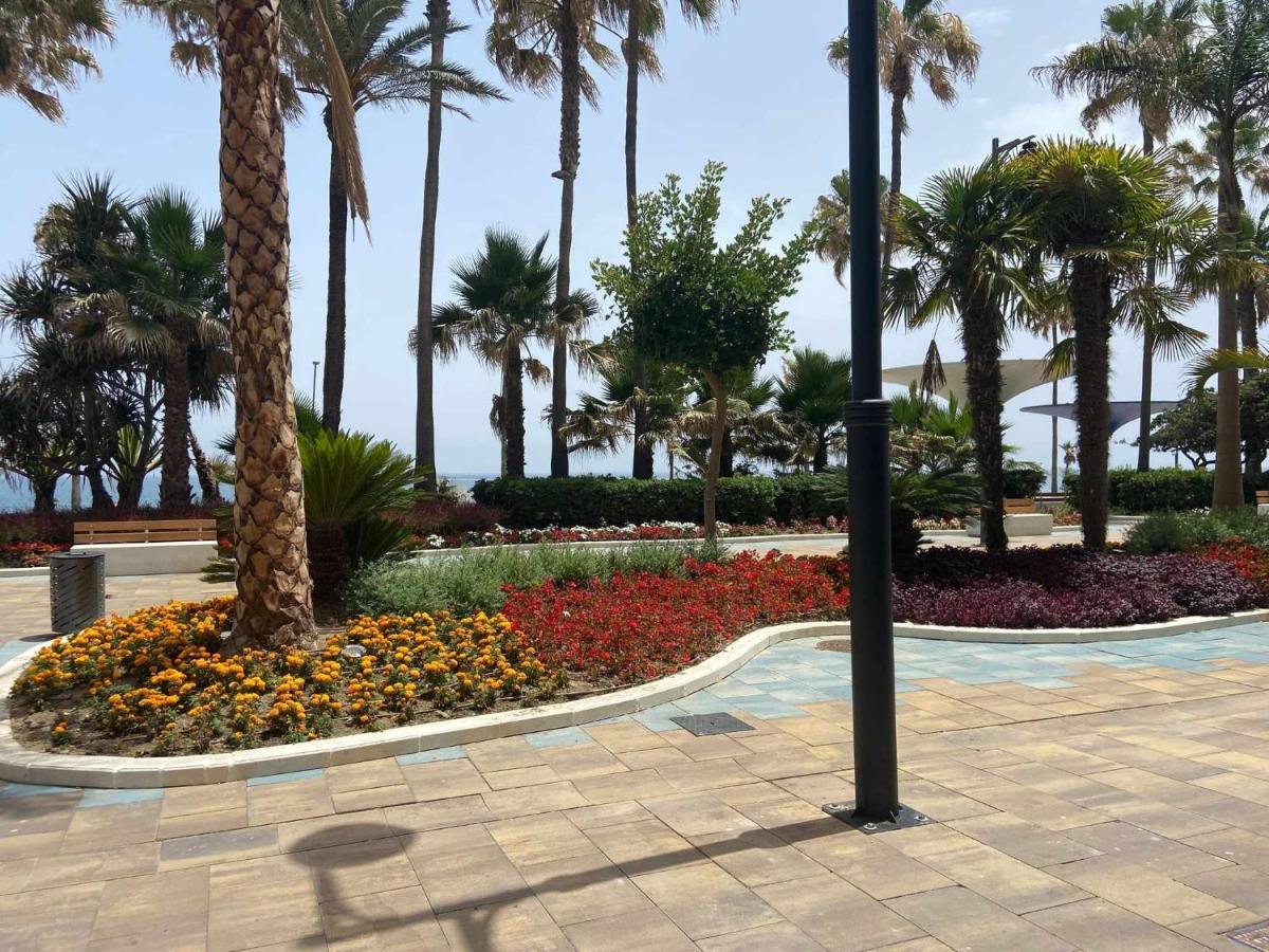 Victoria Home & Parking Estepona Extérieur photo